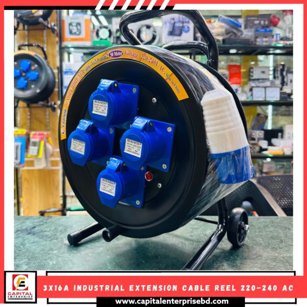 Product brand:FARNIK Product name: Extension Cable Reel 220VAC -240VAC Rated current:16A Rated Voltage:220/240V AC Number of sockets: 4 socket Cable:3 Core 2.5 mm2 Flexible Cable Length:50 & 30 Meter & Customised Product configuration:Automatic Over Load Circuit Breaker 50A Product material: Steel plate